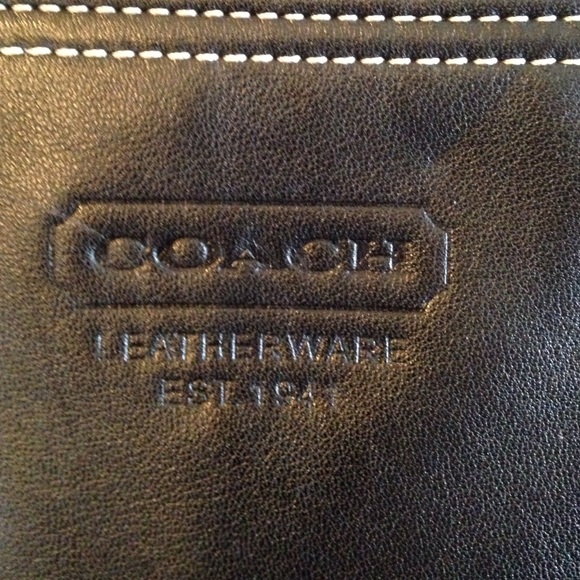 Black authentic Coach Bag - Picture 2 of 4